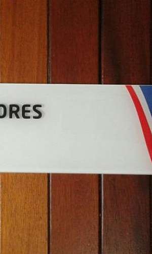 Placa tátil em braille Placa tátil em braille